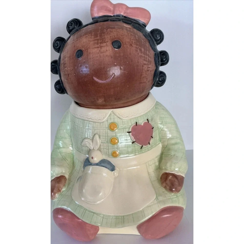 Vintage Treasure Craft 